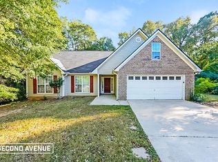 240 Autumn Ridge Dr, Griffin, GA 30224