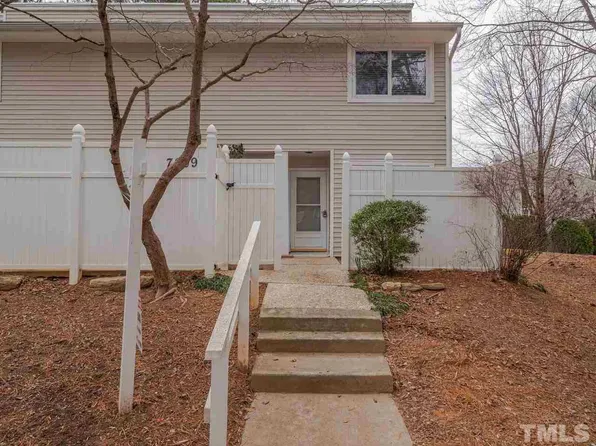 7209 Sandy Creek Dr, Raleigh, NC 27615