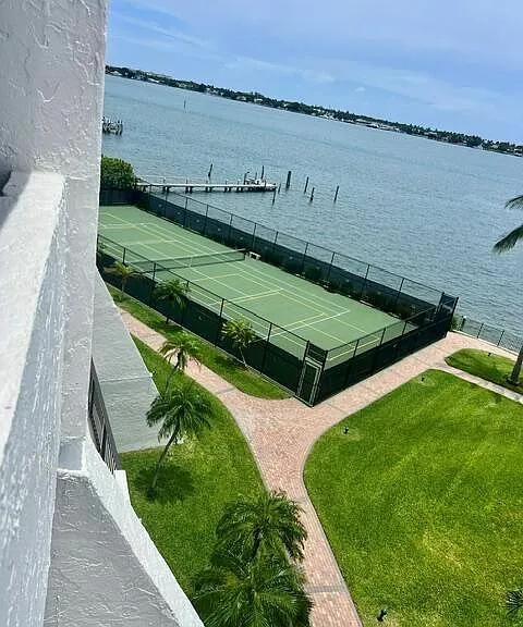 5200 N Flagler Dr #503 — Photo 3