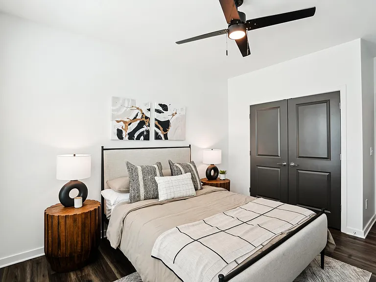 The Pullman Luxury Apartments — Photo 63