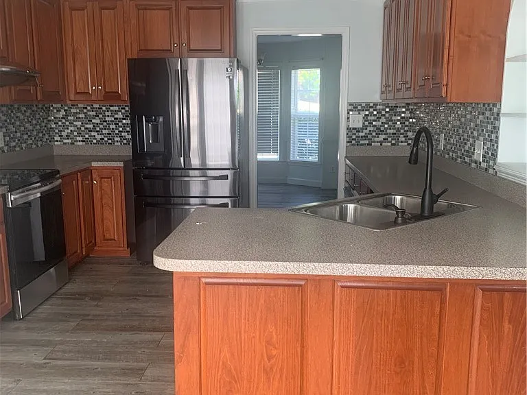 3506 Harbison Ct — Photo 8
