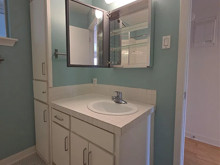 2303 E Side Dr #220 — Photo 14