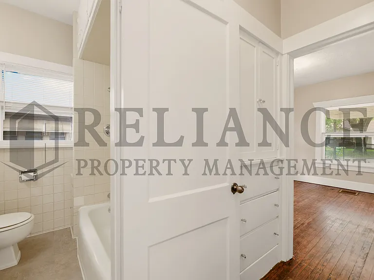 1425 S Laura Ave — Photo 25