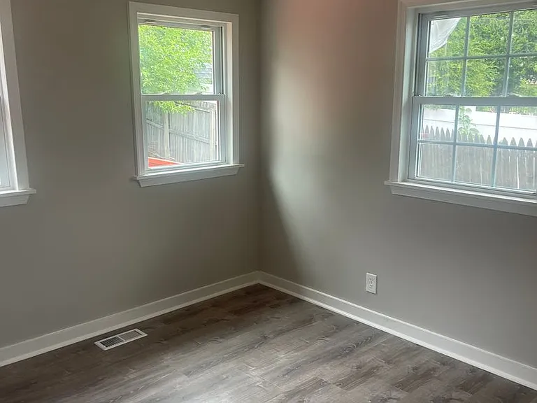 4803 Paulson Dr — Photo 32