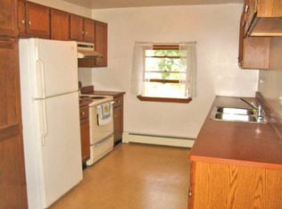 606 S Washington St APT 3, East Rochester, NY 14445