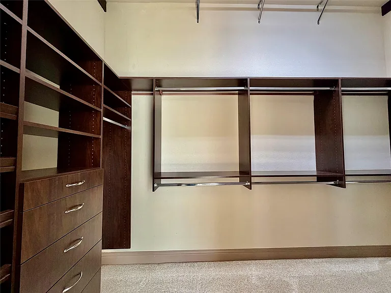 6223 Duke Trail Ln — Photo 19