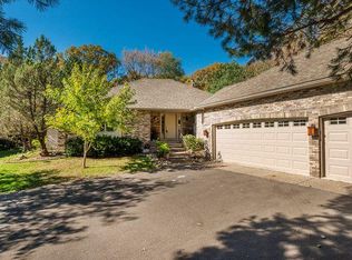 8350 Xylon Cir, Bloomington, MN 55438