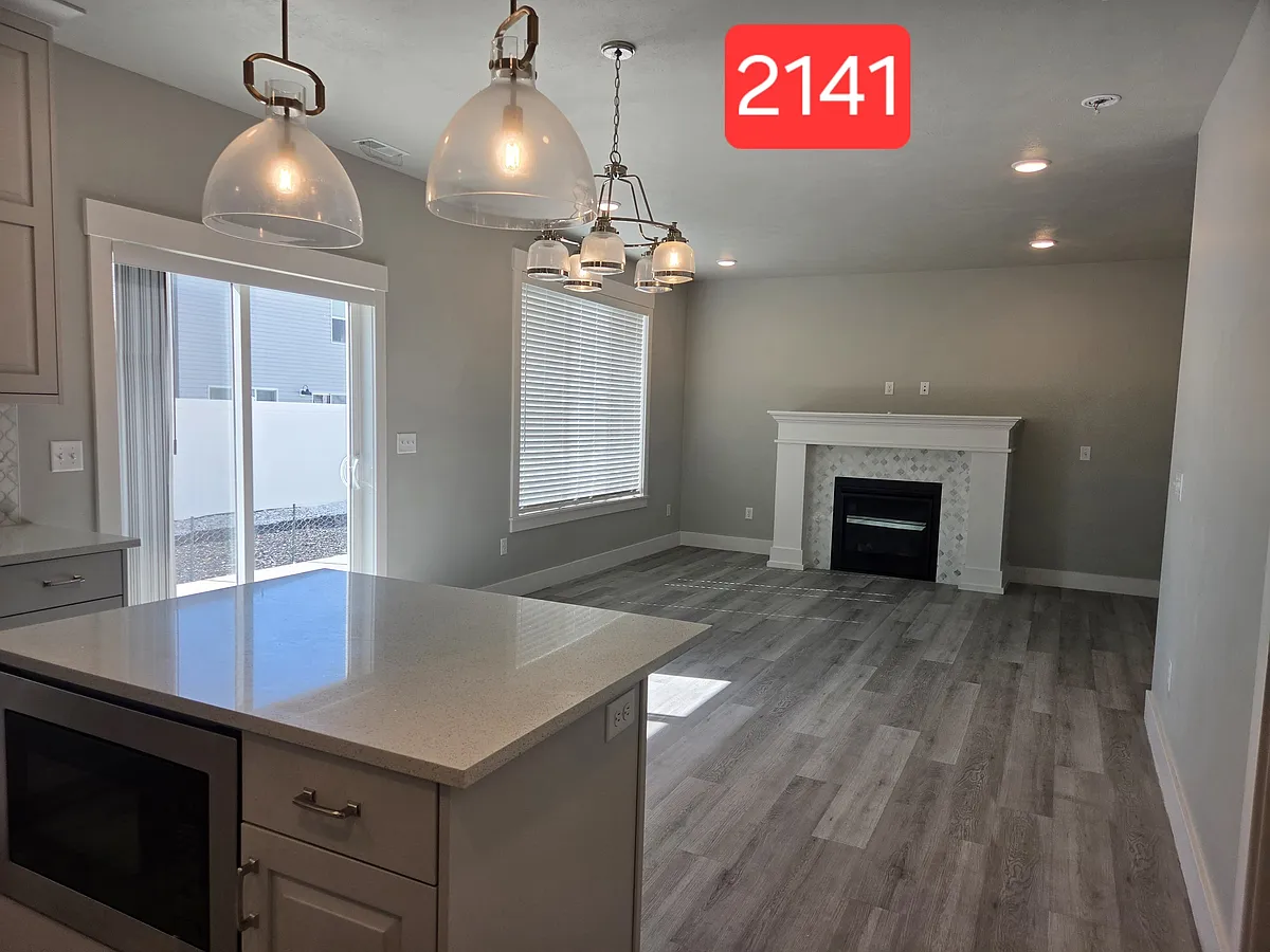 Building Photo - 2141 S 1490 W