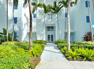 341 Bay Colony Dr N, Juno Beach, FL 33408
