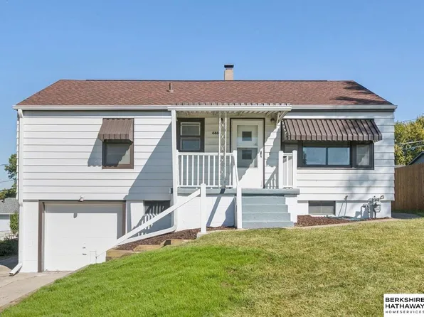 4460 Hillsdale Ave, Omaha, NE 68107