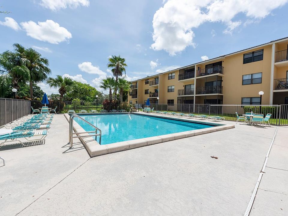 1st image of 11441 NW 39th Ct APT 317