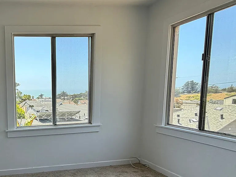 33 Shasta Ln #B — Photo 5