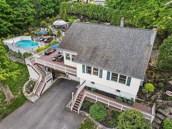 2nd image of 76 Ivy Hill Rd