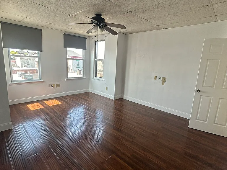 1610 S Broad St #3 — Photo 6