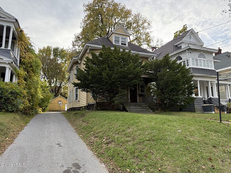 2nd image of 1014 Union Street