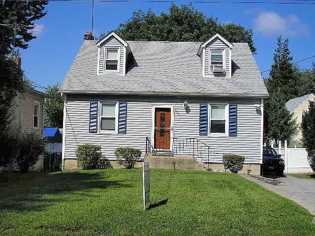 1st image of 253 Abbott Ave