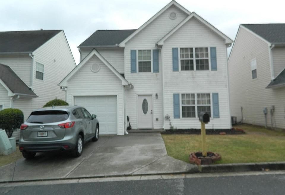 1st image of 425 Spring Head Dr