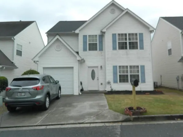 425 Spring Head Dr, Lawrenceville, GA 30046