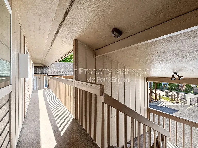 3203 N Smith St #12 — Photo 14