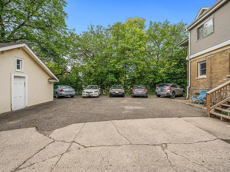 2449 Pillsbury Ave S #3 — Photo 26