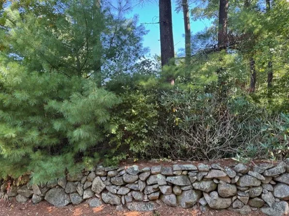 0 Long Plain Rd, Mattapoisett, MA 02739
