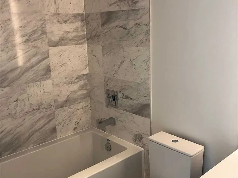 1 Yorkville Ave #2805 — Photo 9