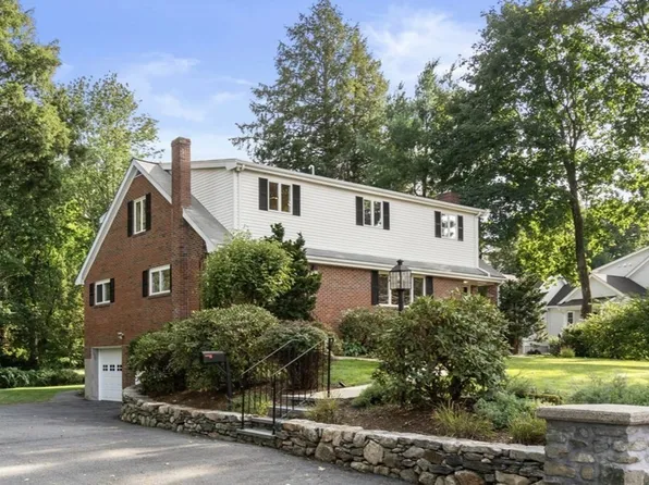 230 School St, Walpole, MA 02081