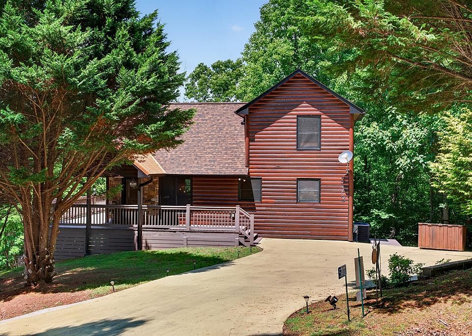 1st image of 573 Weaver Creek Way