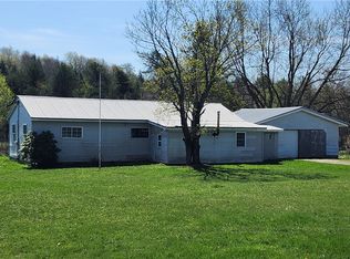 10331 Sampson Rd, Waterford, PA 16441