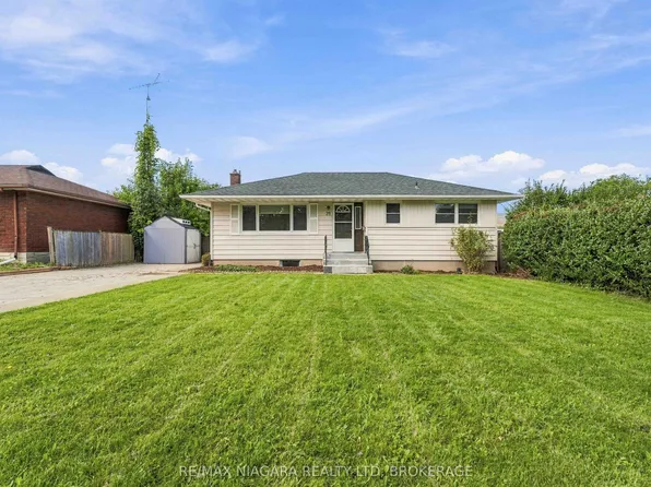 29 Glengarry Rd, Saint Catharines, ON L2T 2T9
