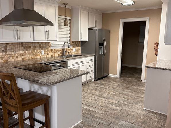 (undisclosed Address)