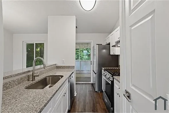 3318 Maison Ct