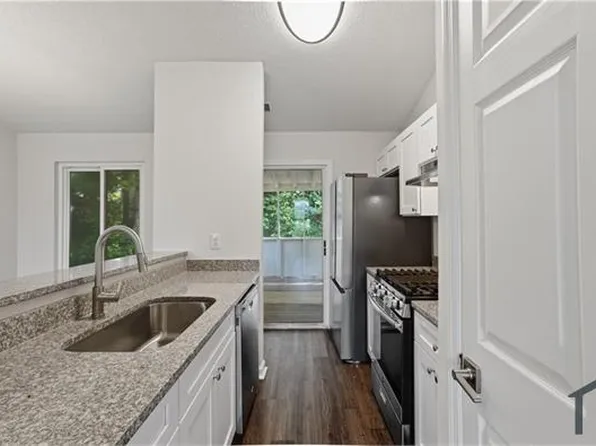 3318 Maison Ct, Lithonia, GA 30038