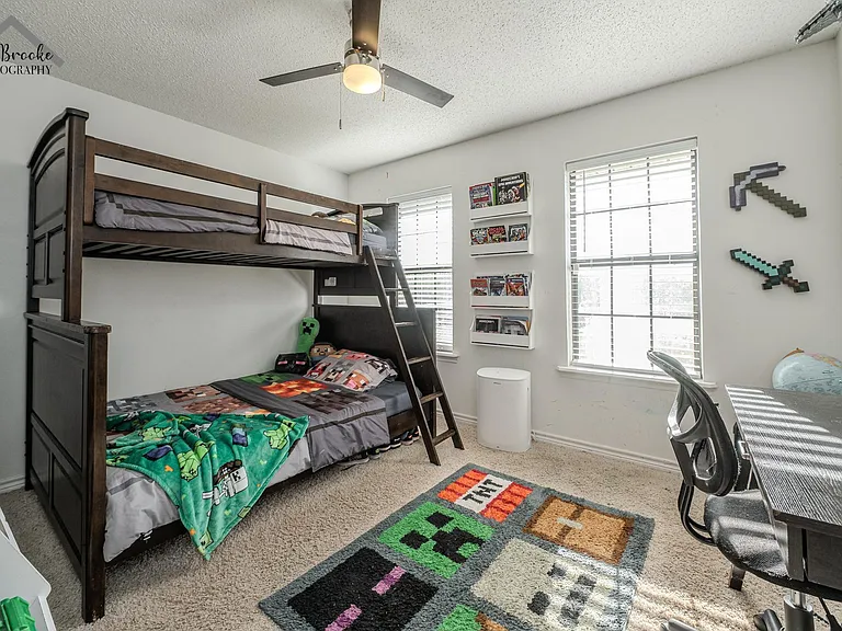 1505 City View Dr — Photo 5