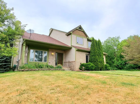 3635 Seymour Lake Rd, Ortonville, MI 48462