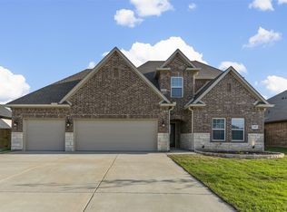 140 Brent Ln, Greenville, TX 75402