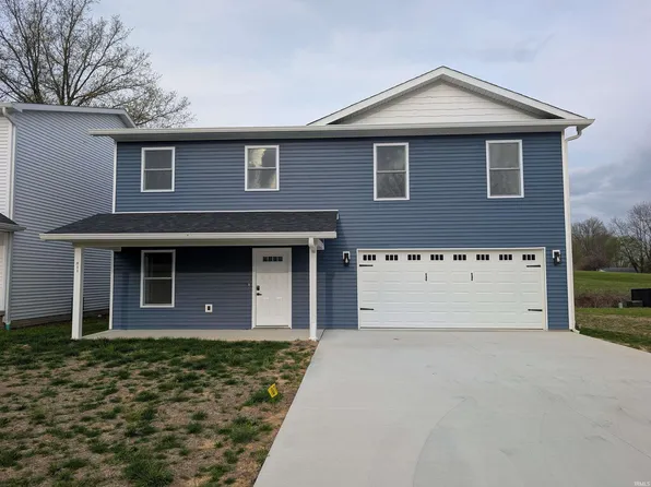 811 SW 1st St, Washington, IN 47501