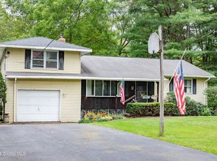 17 Tieman Rd, Glenville, NY 12302