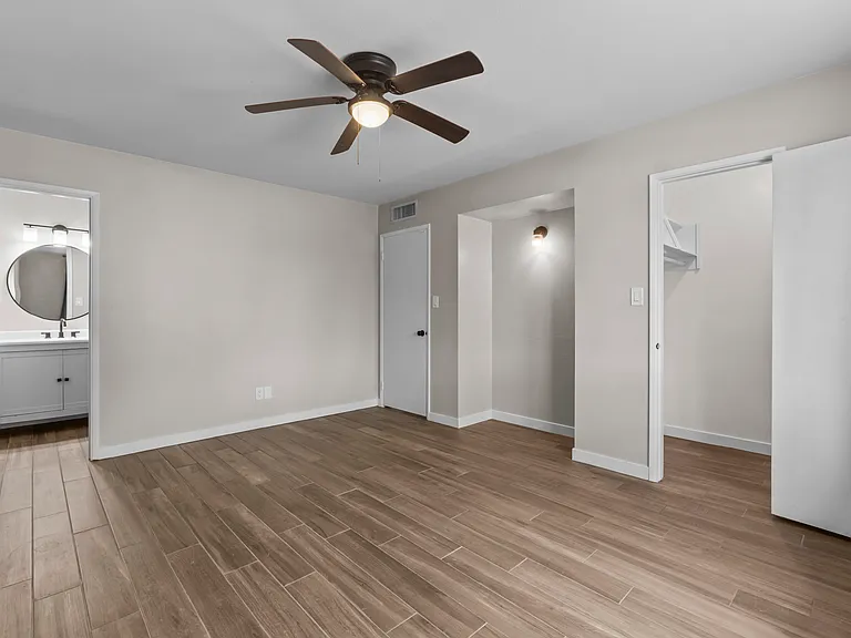 1229 E Manhatton Dr — Photo 19