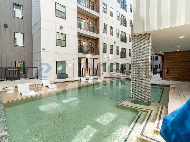 2500 Longview St #523 — Photo 18