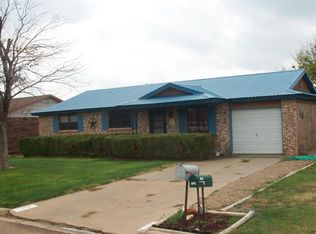 4119 Villa Dr, Plainview, TX 79072