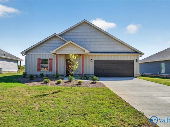 261 Deer Trl, Union Grove, AL 35175