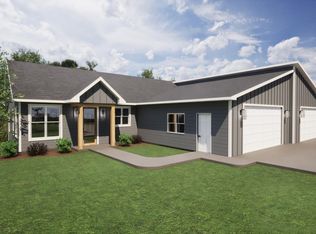 812 Lakeview Ln, Ripon, WI 54971