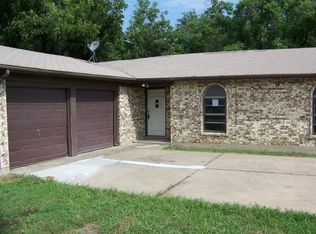 511 Brynmawr Ct, Arlington, TX 76014