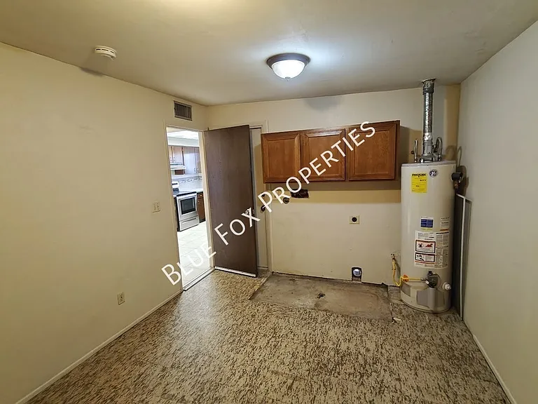 2618 S Camino Seco — Photo 20