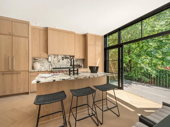130 Douglass St, Brooklyn, NY 11217