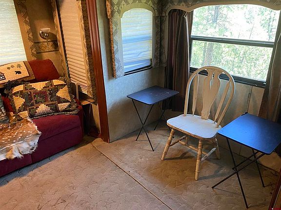 5th image of 2444 Crooked Road