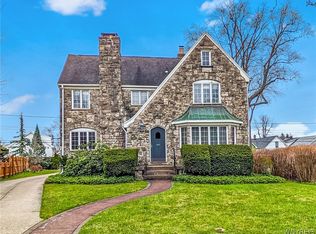 51 Deerhurst Park Blvd, Buffalo, NY 14217