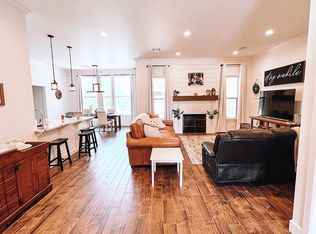 33606 Lake Rd, Shawnee, OK 74801