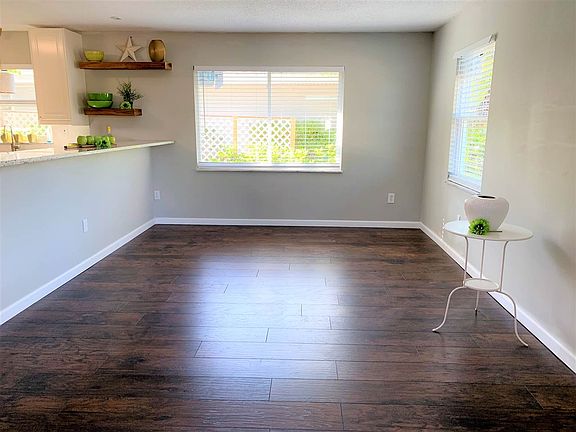 5th image of 183 Estancia St